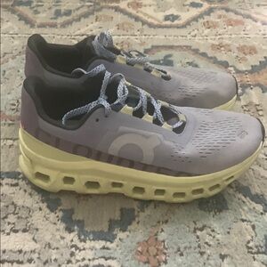 On Running Cloudtec Cloudstratus in Gray and Yellow